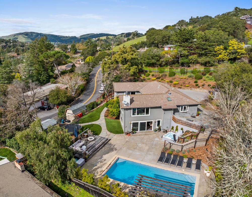 196 Deer Hollow Road , San Anselmo Photo