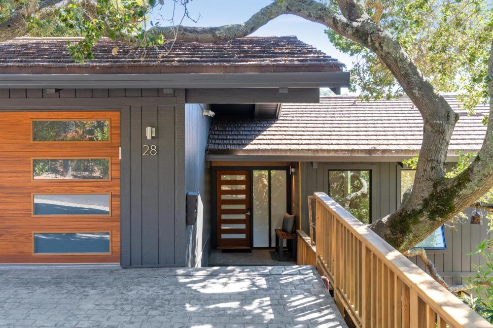 28 Dominican Drive, San Rafael Photo