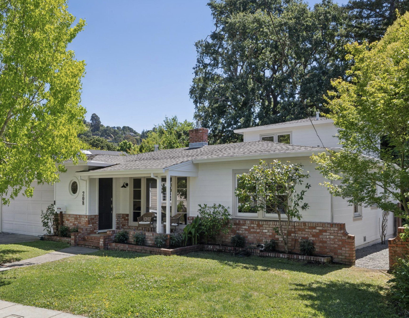208 Brookside Drive