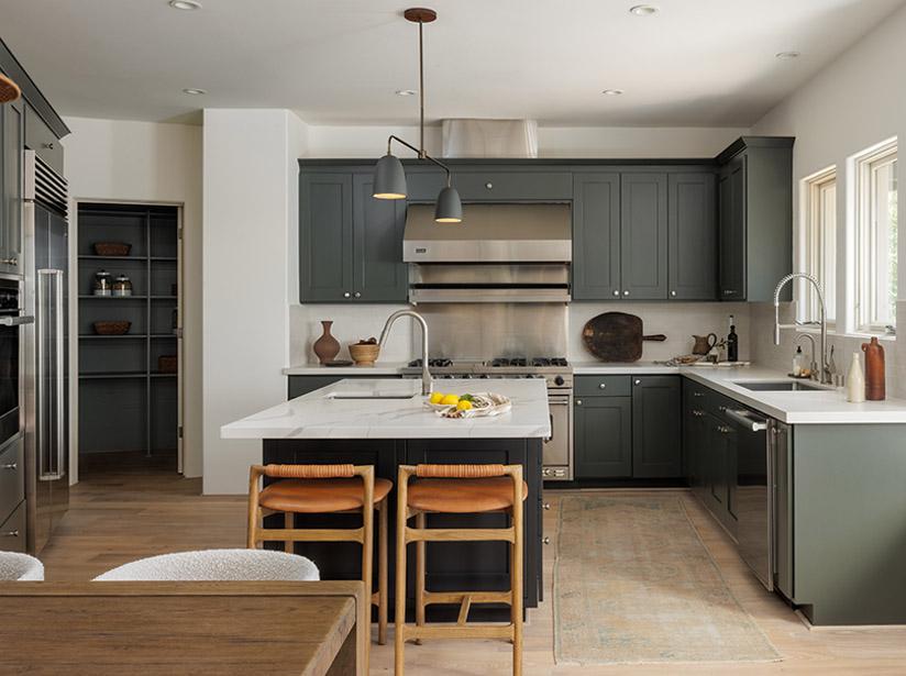 Bright, contemporary kitchen